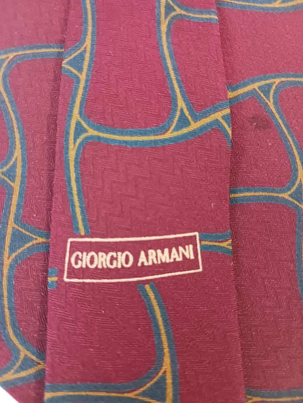 Giorgio Armani Men's Silk Necktie Designer Geometric Burgandy Italy
